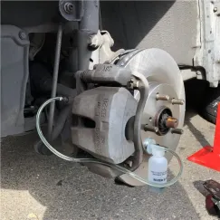 BRAKE BLEEDER KIT ONE MAN