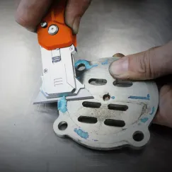 Utility Knife - Folding Lock-back - 90Deg Rotatable Blade