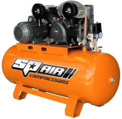 AIR COMPRESSOR - TRIPLE CAST IRON STATIONARY - 5.5HP 3 PHASE